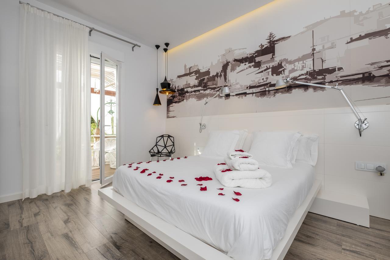 Hotel Abril 37 Ciutadella  Bagian luar foto